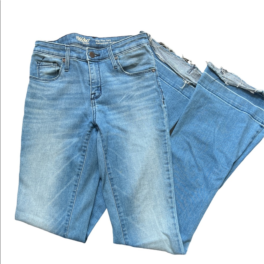 MOSSIMO SKINNY FLARE JEANS